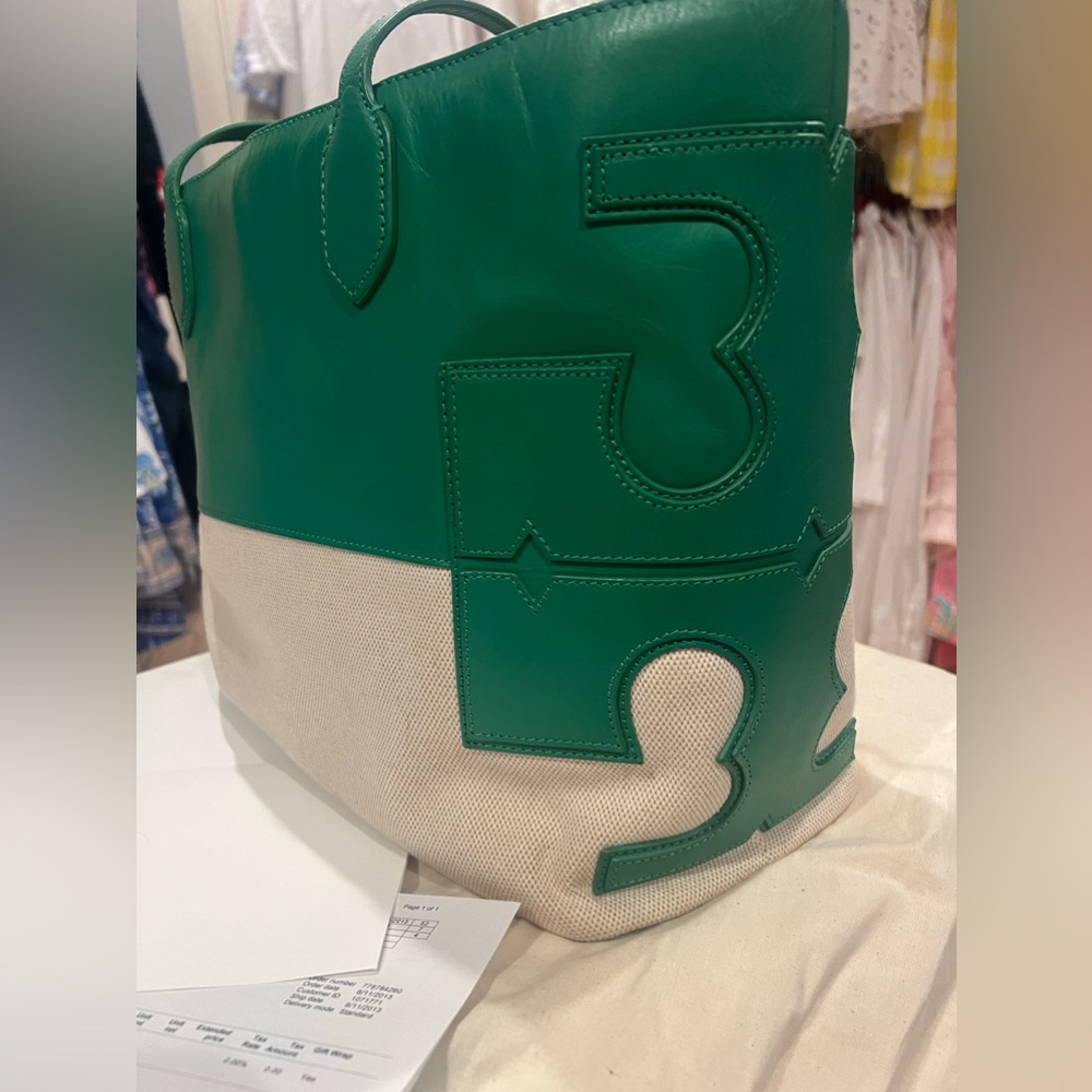 RARE- Tory Burch Emerald Stacked “T” Tote